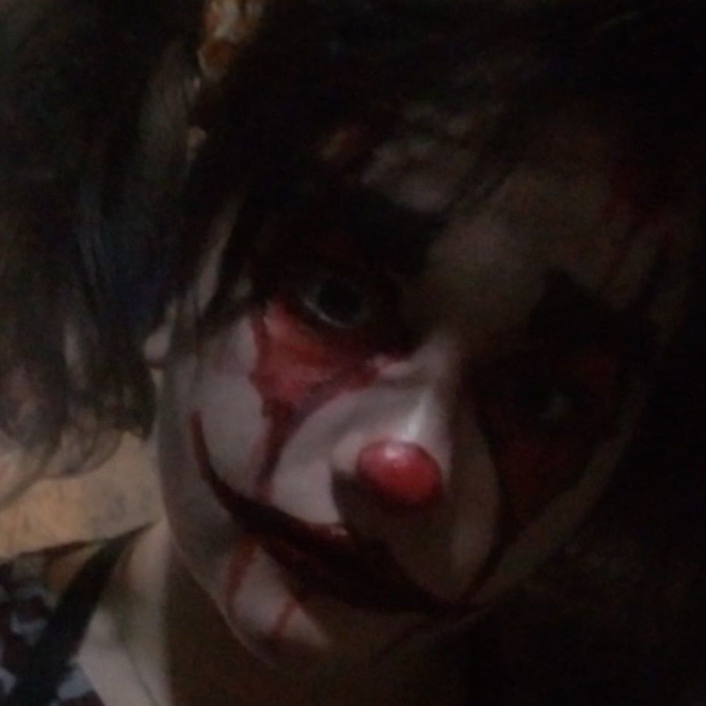 Meet your Posher, Abigail